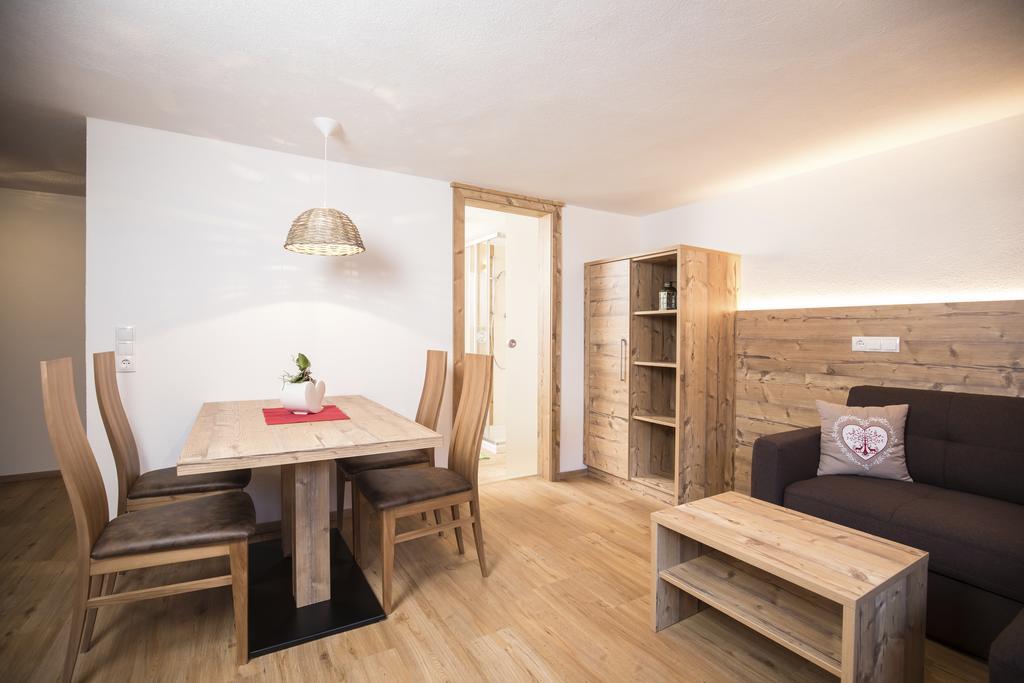 Hochmuthhof Apartment